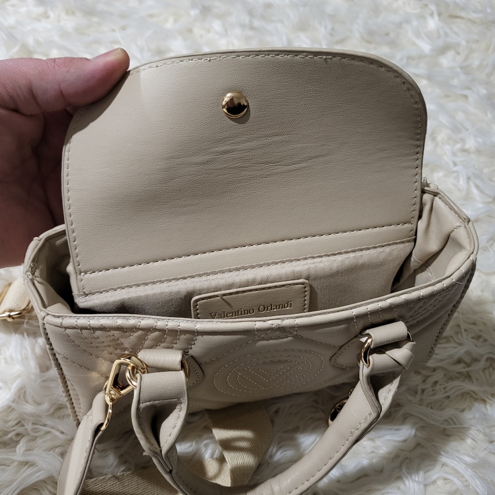 Valentino Orlandi Crossbody Purse Cream Color With Gold Hardware - Picture 10 of 14